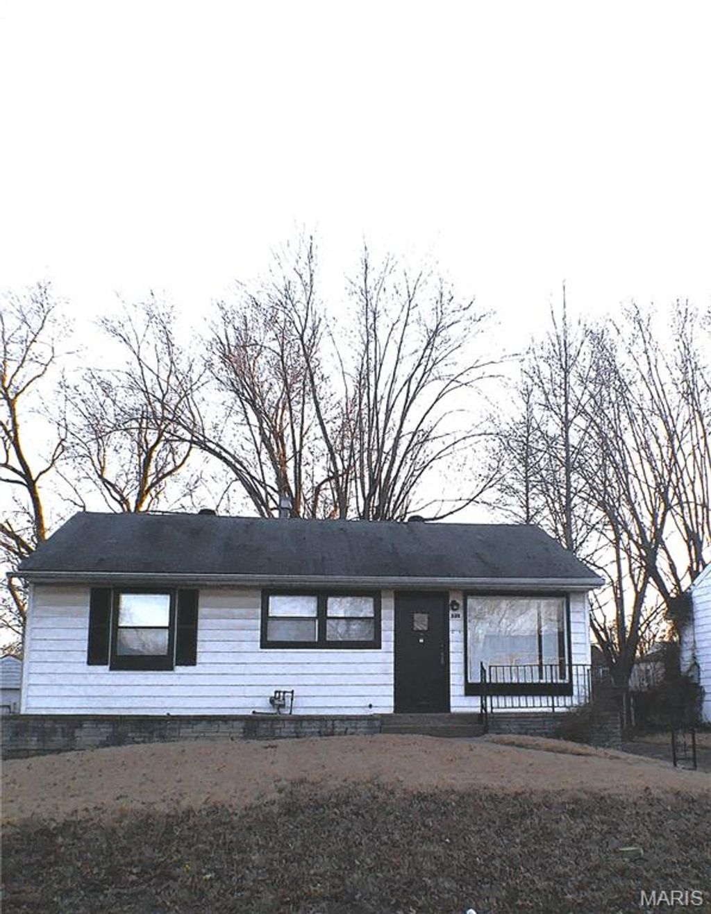 Photo of 338 Lancashire Road, St Louis, MO 63137 (MLS # 26019861)