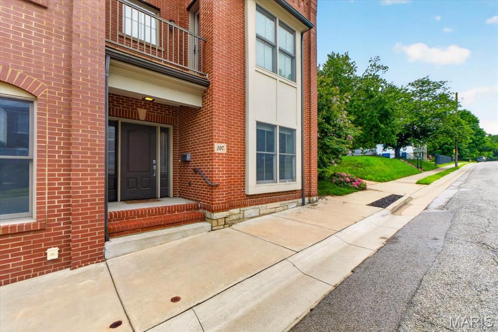 107 E Main Street