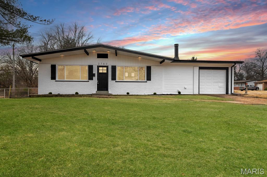 2780 Narraganset Drive