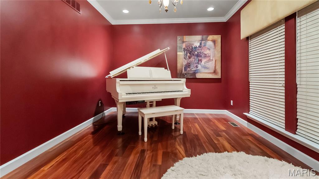 24 Towerbridge Place