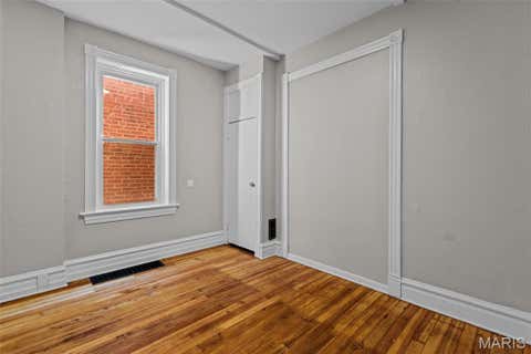 Tiny photo for 2628 Oregon Avenue, St Louis, MO 63118 (MLS # 26031292)