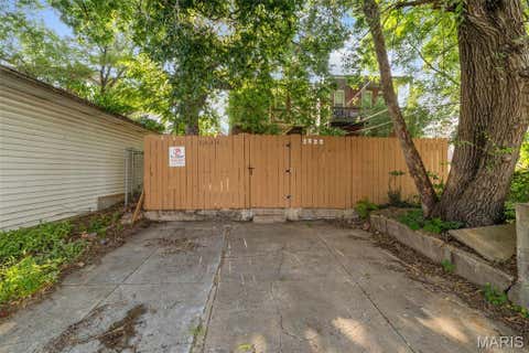 Tiny photo for 2628 Oregon Avenue, St Louis, MO 63118 (MLS # 26031292)