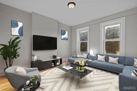 Tiny photo for 2628 Oregon Avenue, St Louis, MO 63118 (MLS # 26031292)