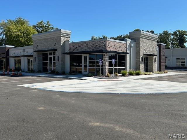 0000 - Commercial Lease