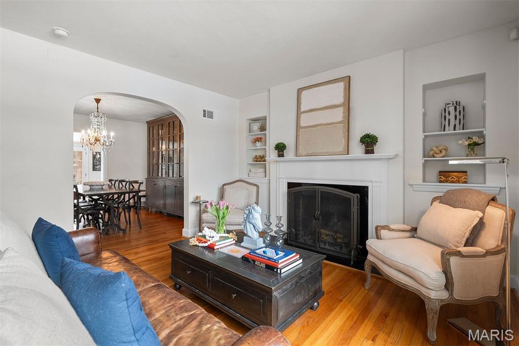 Colonial Park - Residential