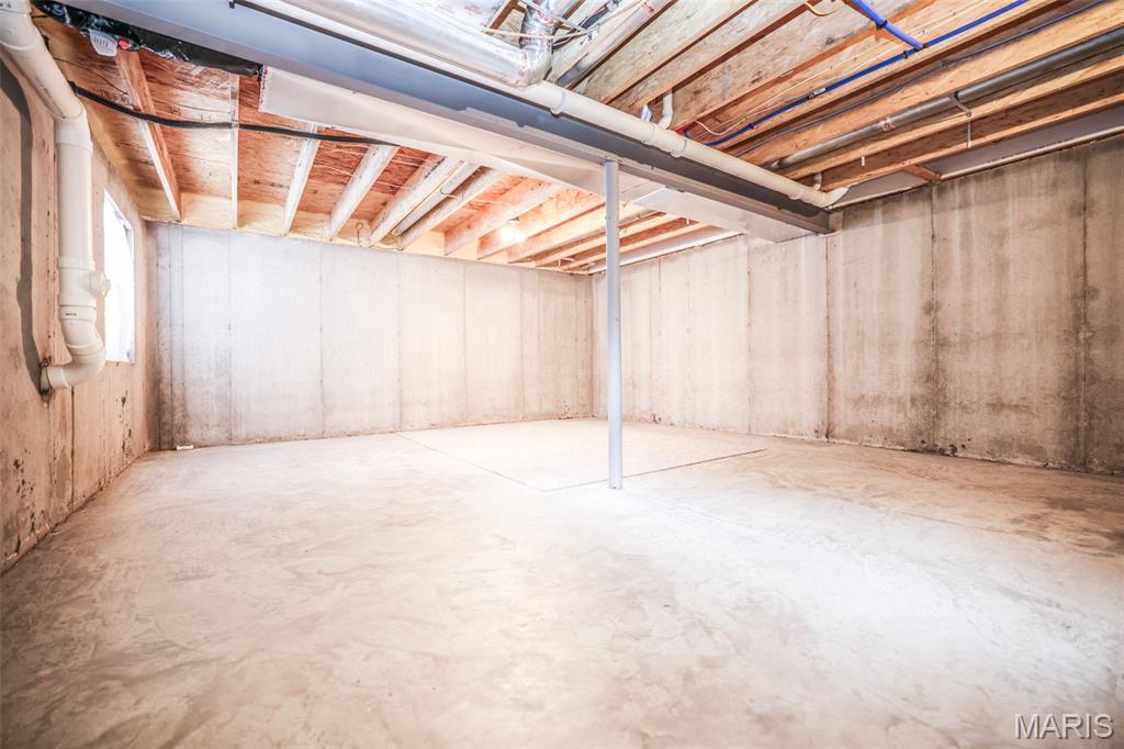 Townes At Geyer Grove Condo - Residential