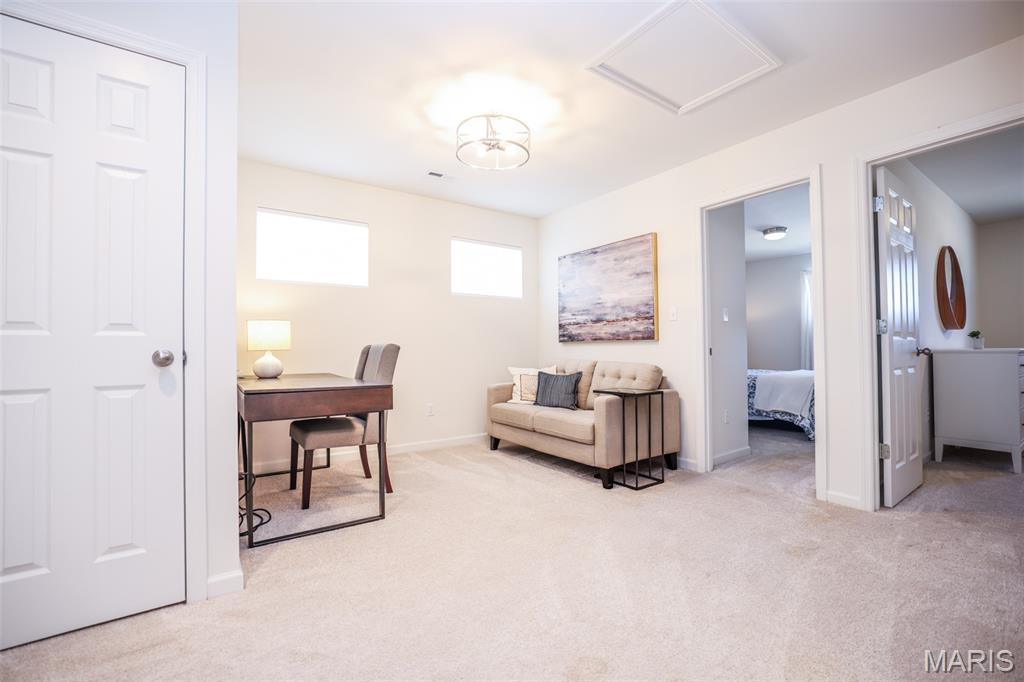 Townes At Geyer Grove Condo - Residential