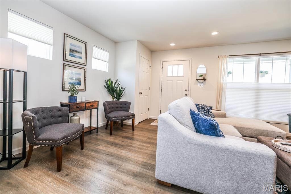 Townes At Geyer Grove Condo - Residential