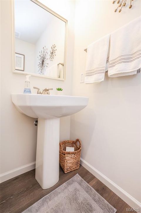 Tiny photo for 635 Maple Forest #24, Kirkwood, MO 63122 (MLS # 26013146)