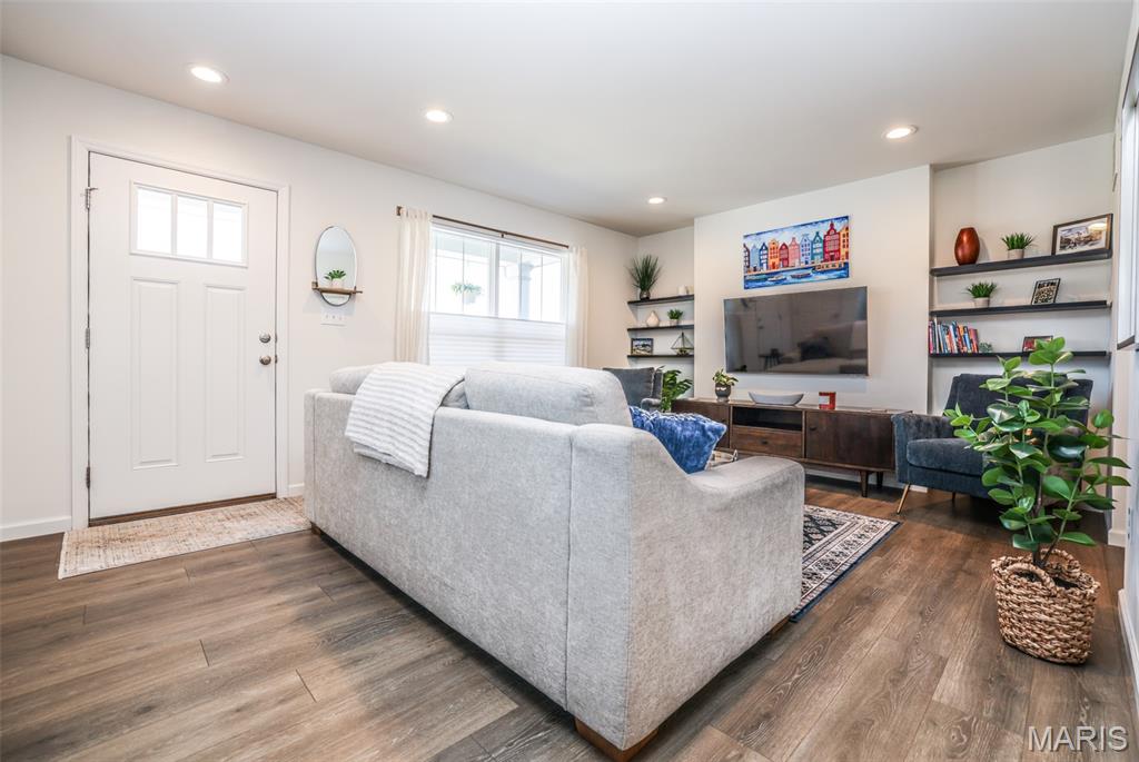 Townes At Geyer Grove Condo - Residential