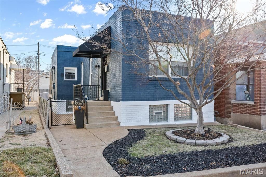 Photo of 5510 Botanical Avenue, St Louis, MO 63110 (MLS # 26017424)