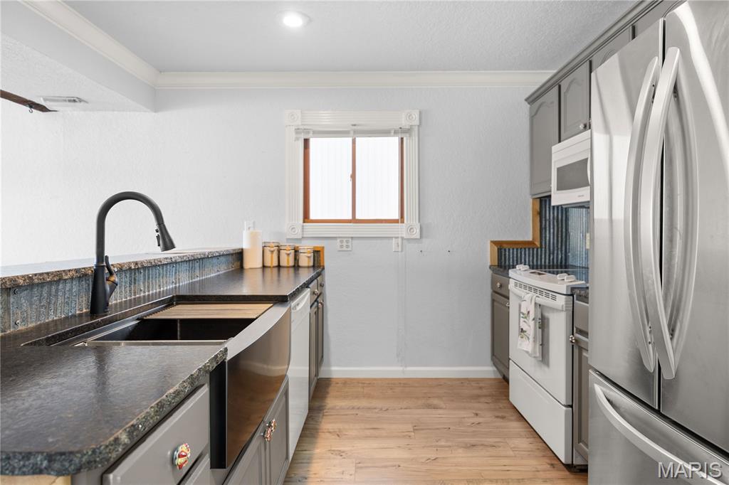 Tara Condo Sub - Residential