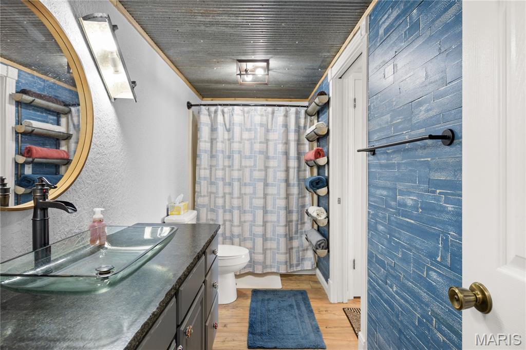 Tara Condo Sub - Residential