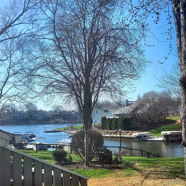 54 Breezy Knoll Lane