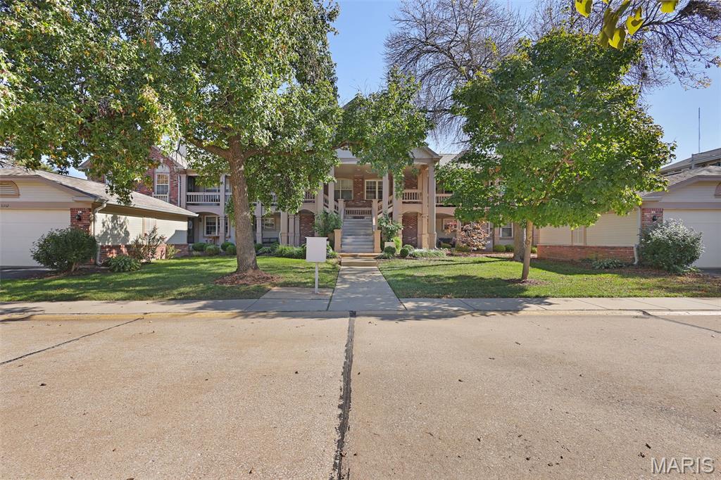 Photo of 5356 N Kenrick Parke Drive, St Louis, MO 63119 (MLS # 26067778)