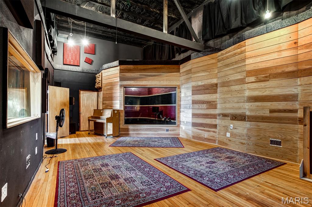 Fairmonts Add - Commercial Sale