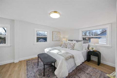 Tiny photo for 831 S Harrison Avenue, Kirkwood, MO 63122 (MLS # 26002316)