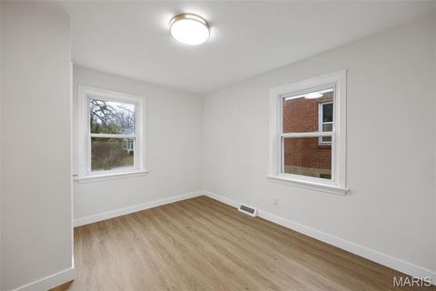 Tiny photo for 831 S Harrison Avenue, Kirkwood, MO 63122 (MLS # 26002316)