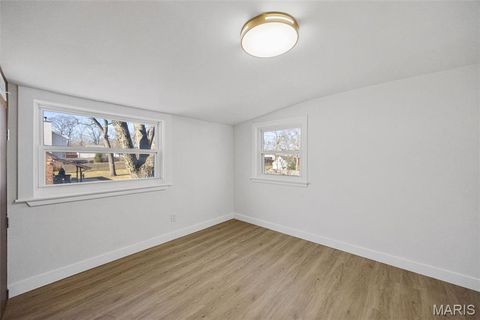 Tiny photo for 831 S Harrison Avenue, Kirkwood, MO 63122 (MLS # 26002316)