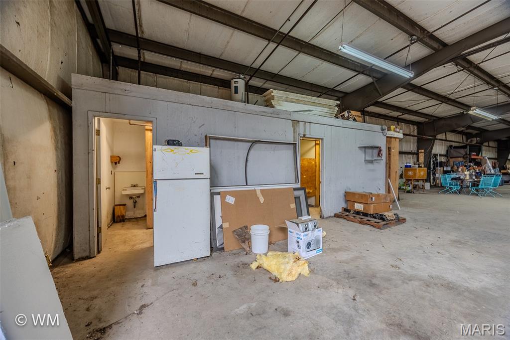 none - Commercial Sale