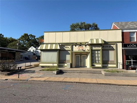 7807 Clayton Road Clayton MO 63117