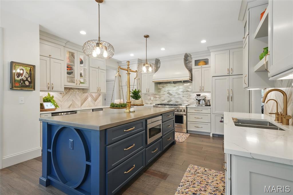 618 East Argonne Drive Consolidation - Residential