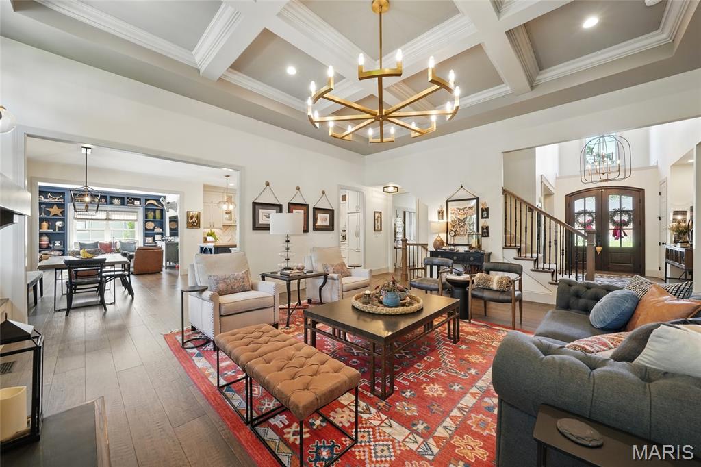 618 East Argonne Drive Consolidation - Residential