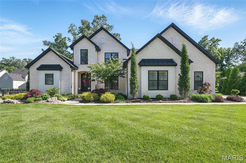 618 East Argonne Drive Consolidation - Residential