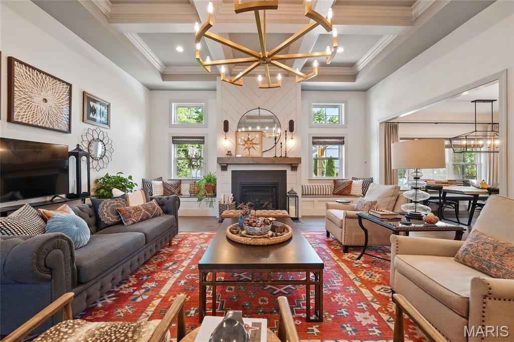 618 East Argonne Drive Consolidation - Residential