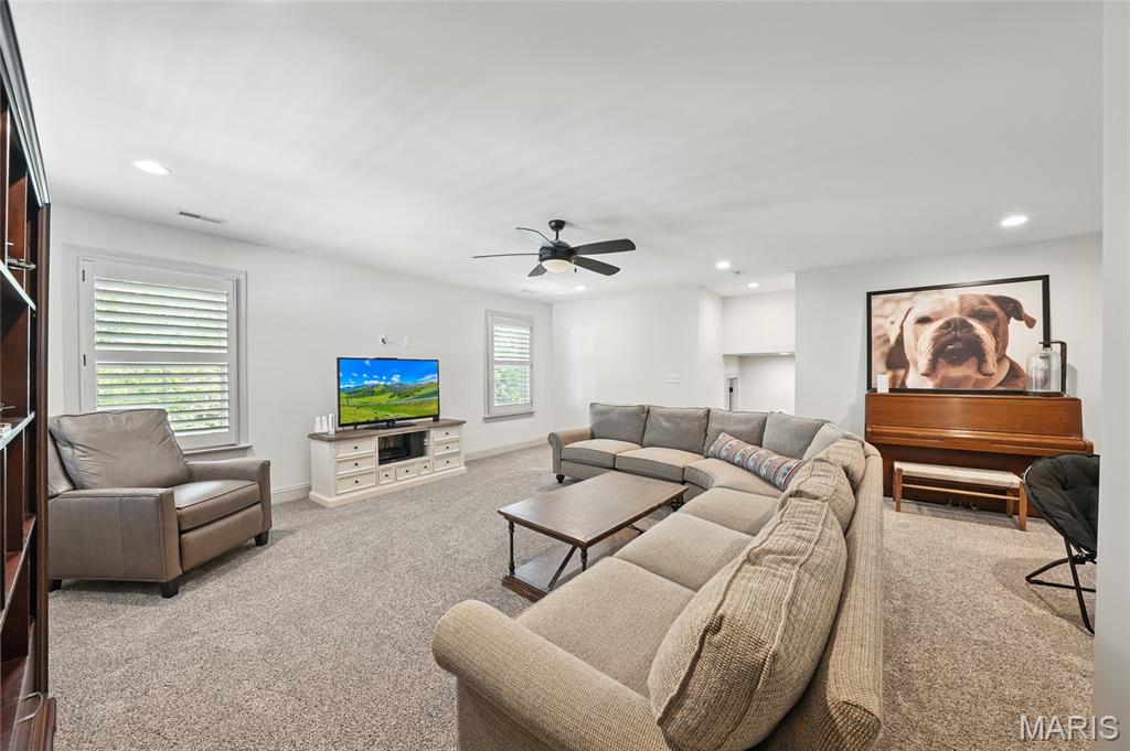 618 East Argonne Drive Consolidation - Residential