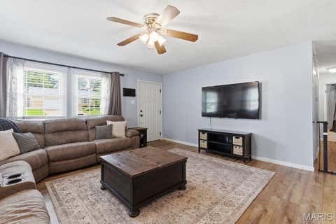 Tiny photo for 127 E Marseille Drive, St Louis, MO 63129 (MLS # 26035958)