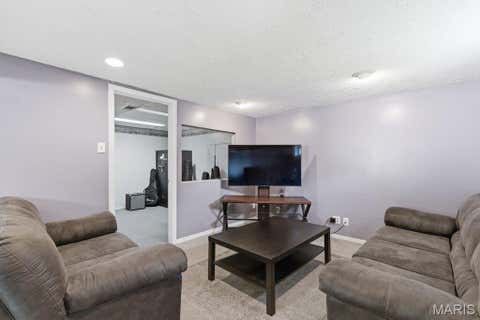 Tiny photo for 127 E Marseille Drive, St Louis, MO 63129 (MLS # 26035958)