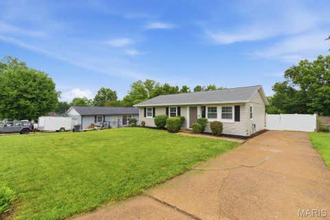 Tiny photo for 127 E Marseille Drive, St Louis, MO 63129 (MLS # 26035958)