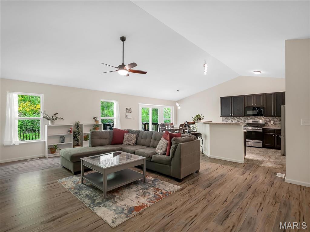 1109 Foxwood Estates Drive