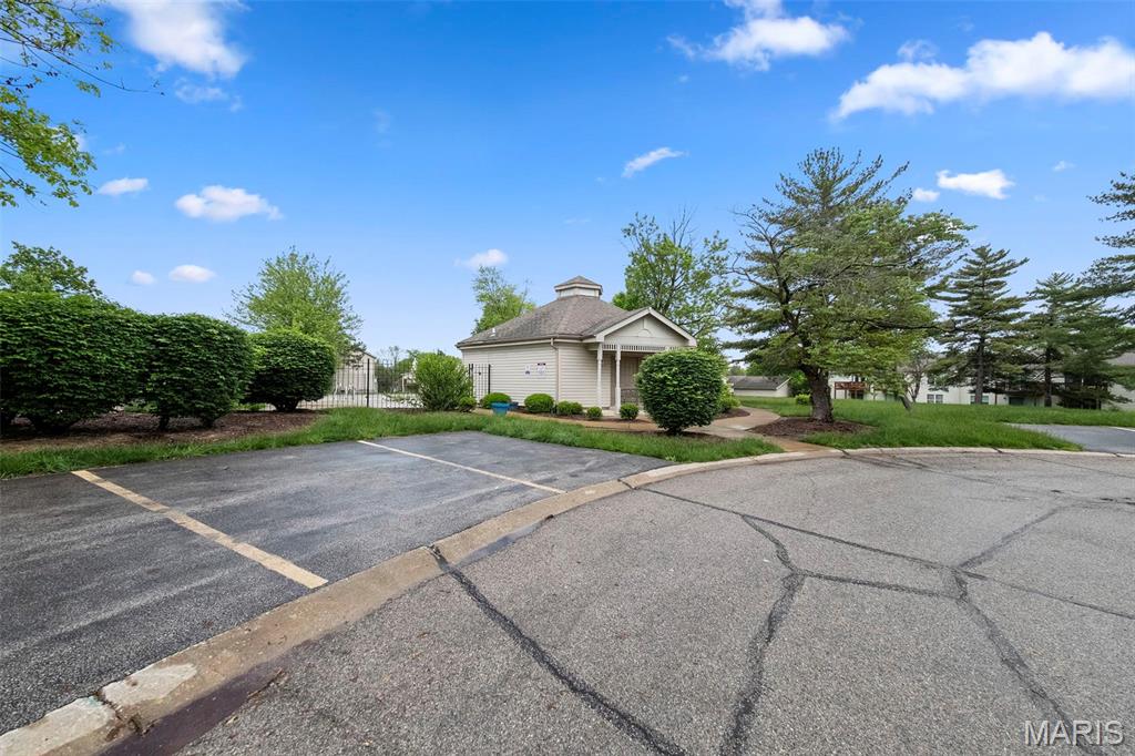 St Peters, Missouri 63376, United States, 2 Bedrooms Bedrooms, ,1 BathroomBathrooms,Residential,Active,126998