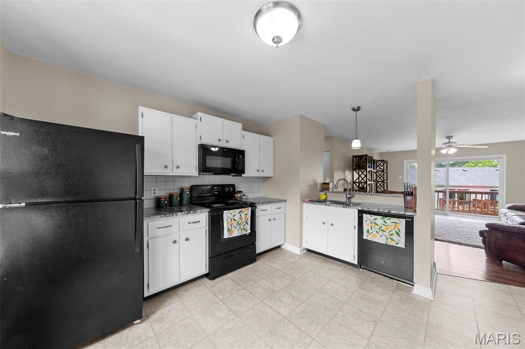 St Peters, Missouri 63376, United States, 2 Bedrooms Bedrooms, ,1 BathroomBathrooms,Residential,Active,126998