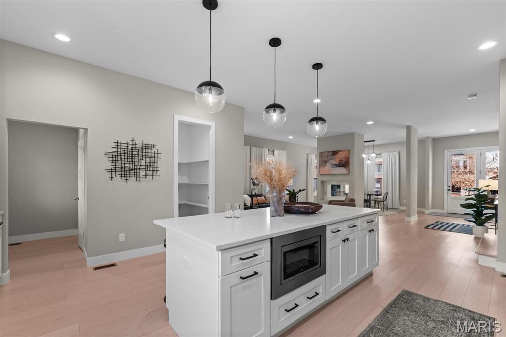 47317 Westminster Place Lt Sp - Residential