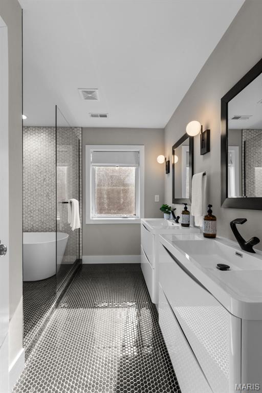 47317 Westminster Place Lt Sp - Residential