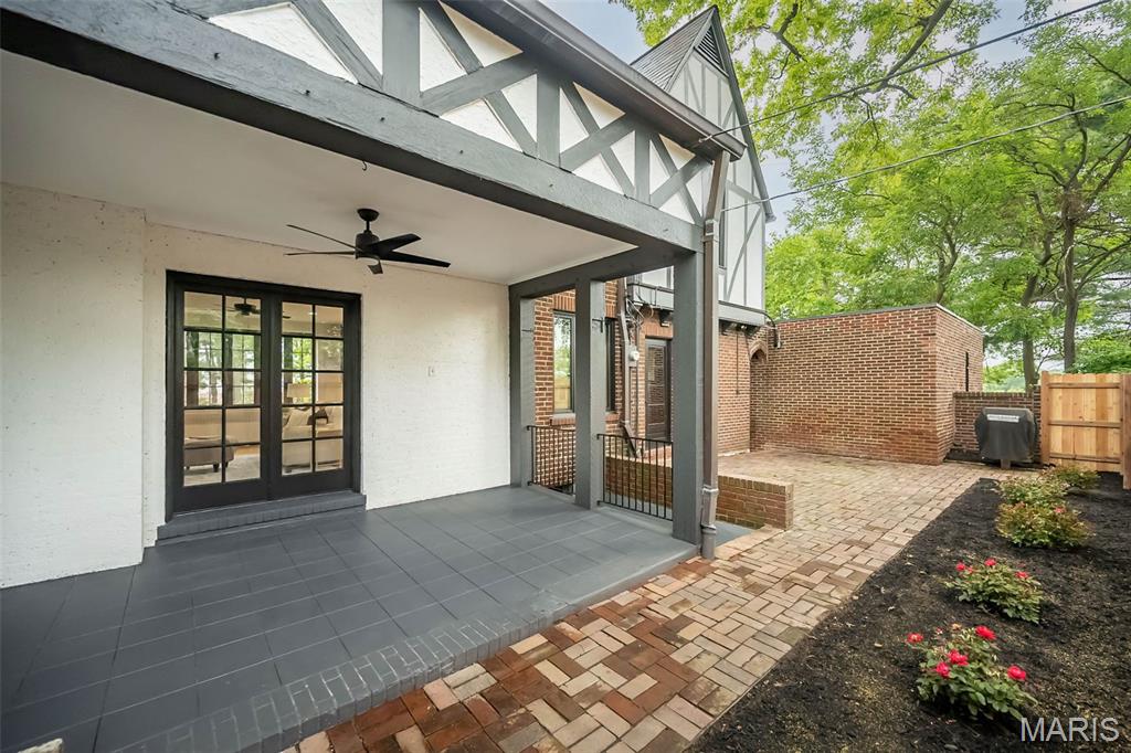 W C H Duplex - Residential