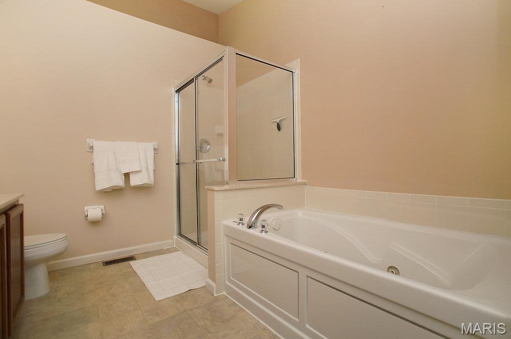 Vlgs At Springhurst #4 - Residential Lease