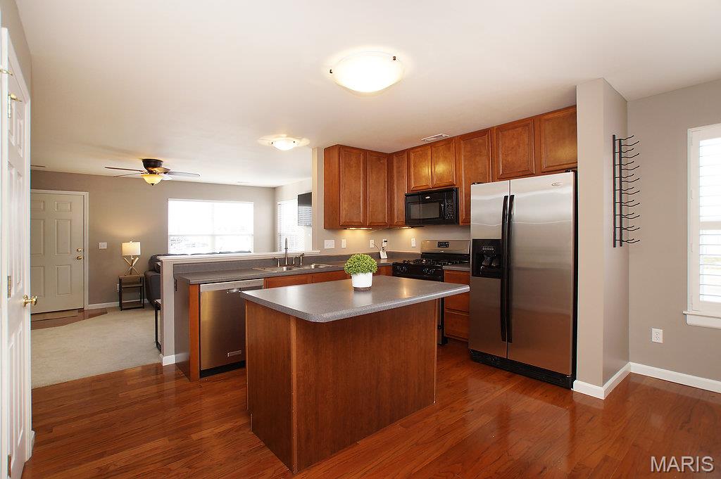 Vlgs At Springhurst #4 - Residential Lease