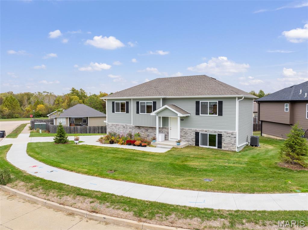 Tuscany Ridge 01 - Residential