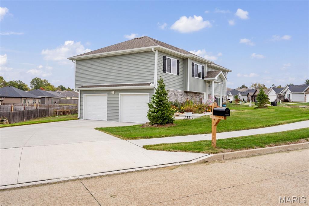 Tuscany Ridge 01 - Residential