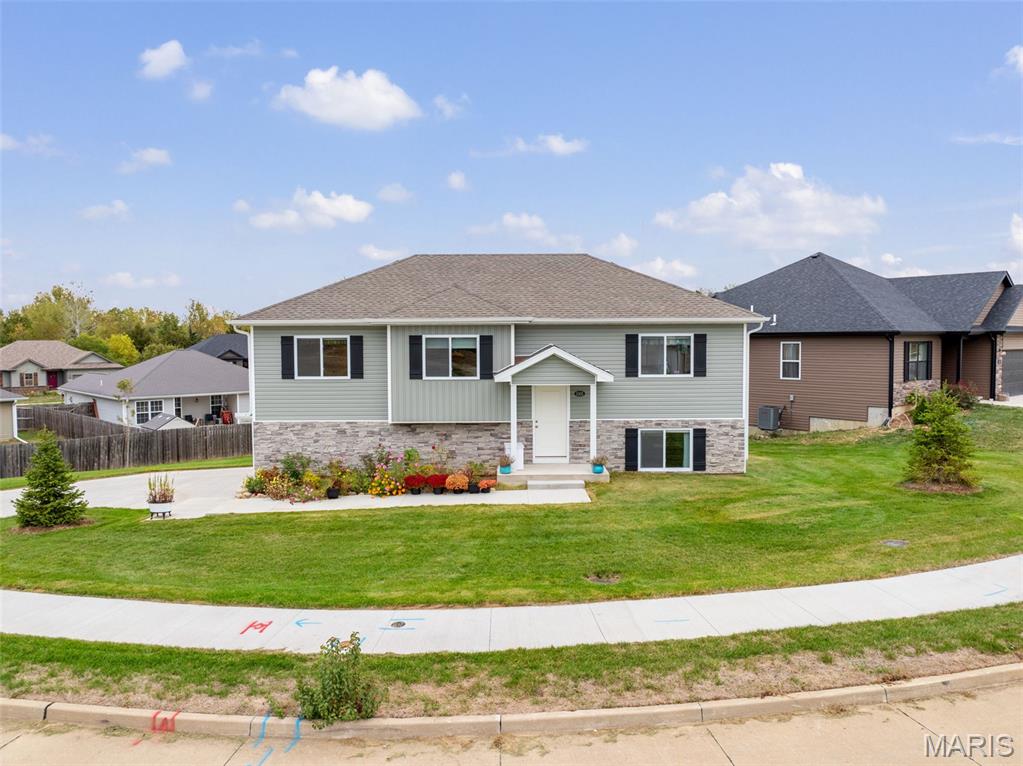 Tuscany Ridge 01 - Residential