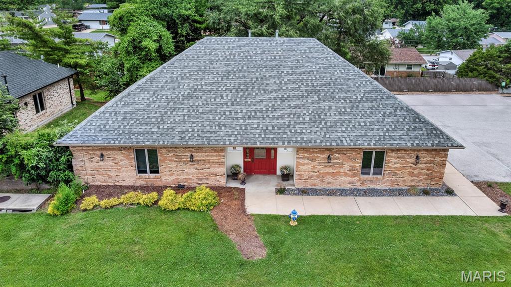763 W Terra Ln, O Fallon, MO 63366