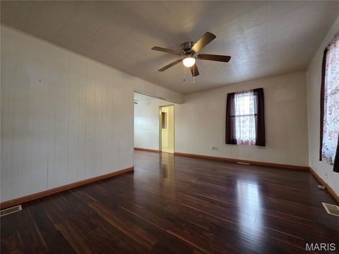 Tiny photo for 817 Kay Drive, Fulton, MO 65251 (MLS # 26018937)