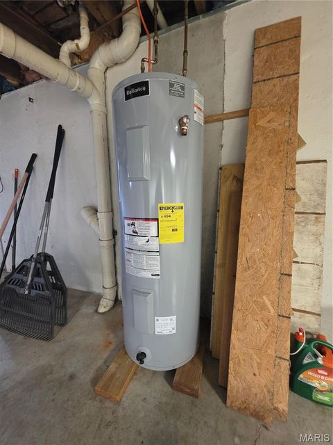 Tiny photo for 817 Kay Drive, Fulton, MO 65251 (MLS # 26018937)