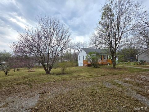 Tiny photo for 817 Kay Drive, Fulton, MO 65251 (MLS # 26018937)