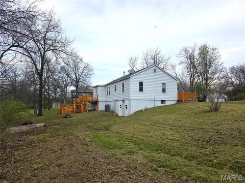 Tiny photo for 817 Kay Drive, Fulton, MO 65251 (MLS # 26018937)