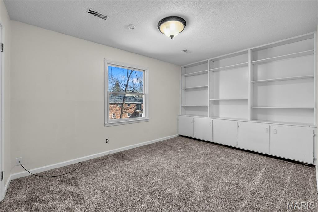 Woodland Hills Estate - Residential